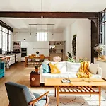 Sublime Loft Avec Verrieres Sur Le Canal St Martin